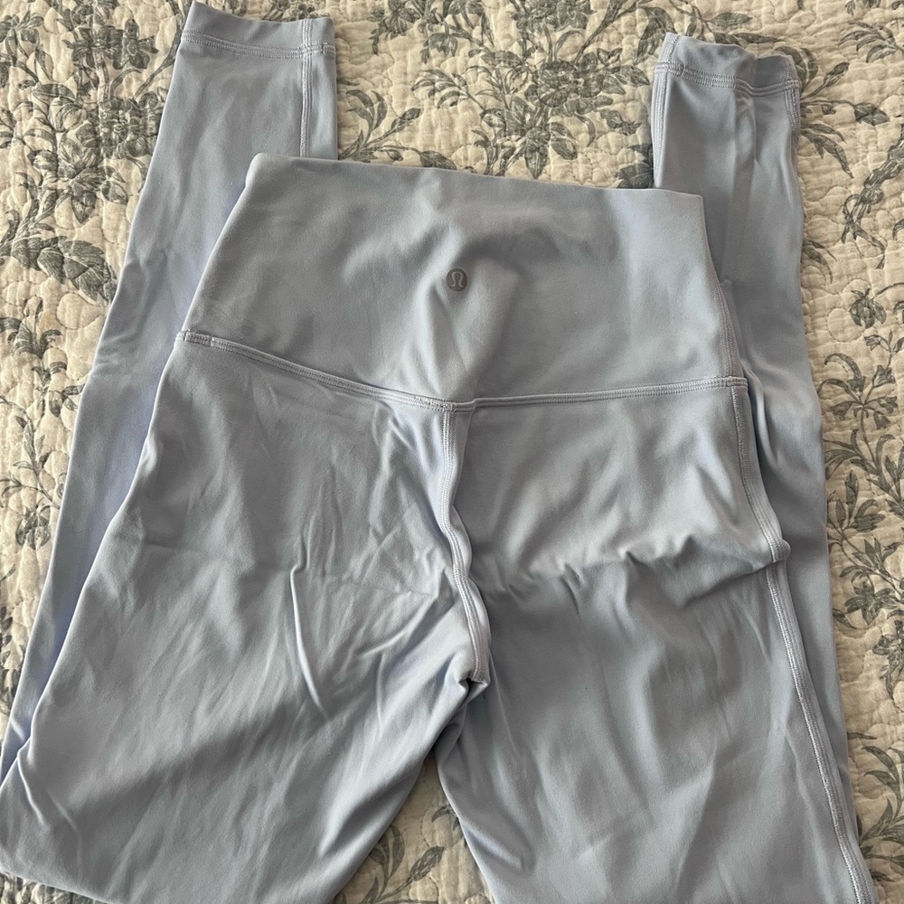 Light purple lululemon align Leggings